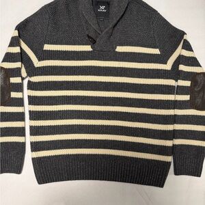 X-Ray Men's V-Neck Gray and Cream Striped Sweater